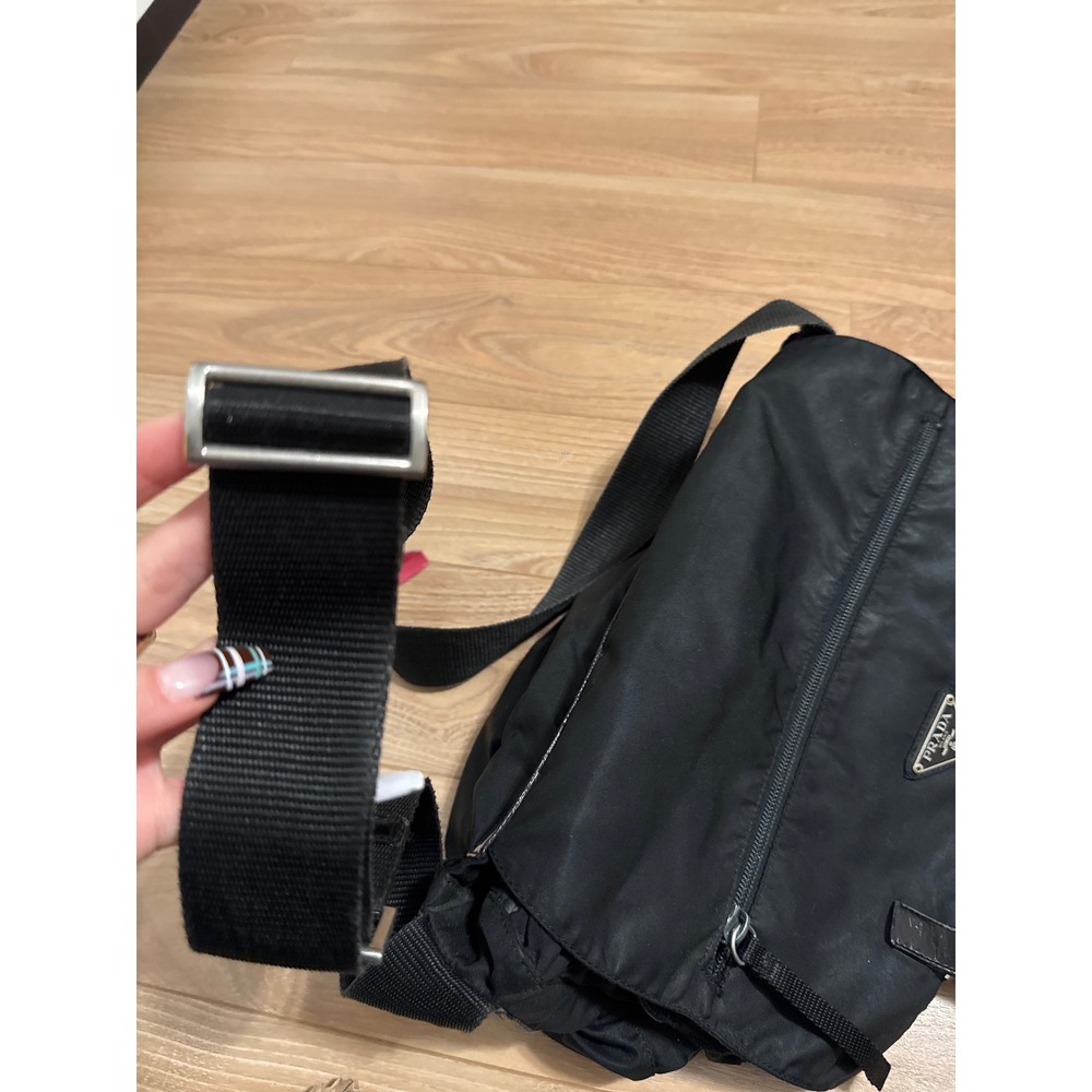 Prada Black Nylon Messenger Bag Crossbody Vela Buckle Flap Logo Vintage Large - Picture 12 of 12